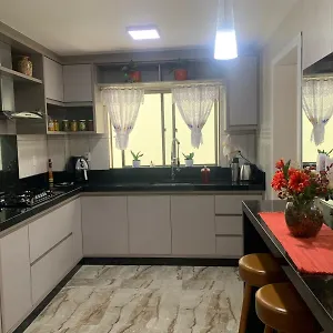 quarto-em-apartameto-alto-padro-centro.santa-catarina-brasil.com/